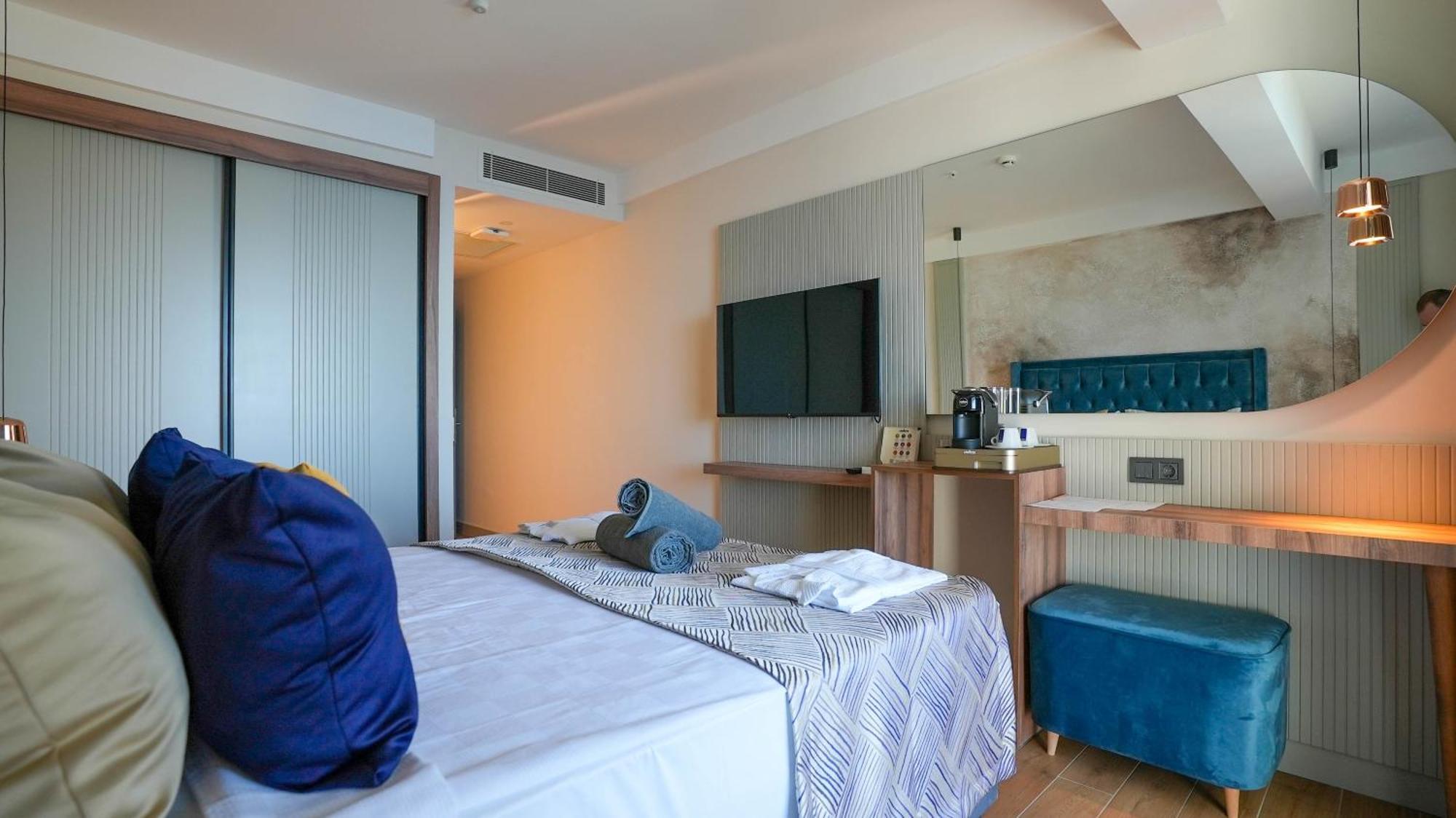 Ada Port Hotel Adults Only 阿拉尼亚 外观 照片